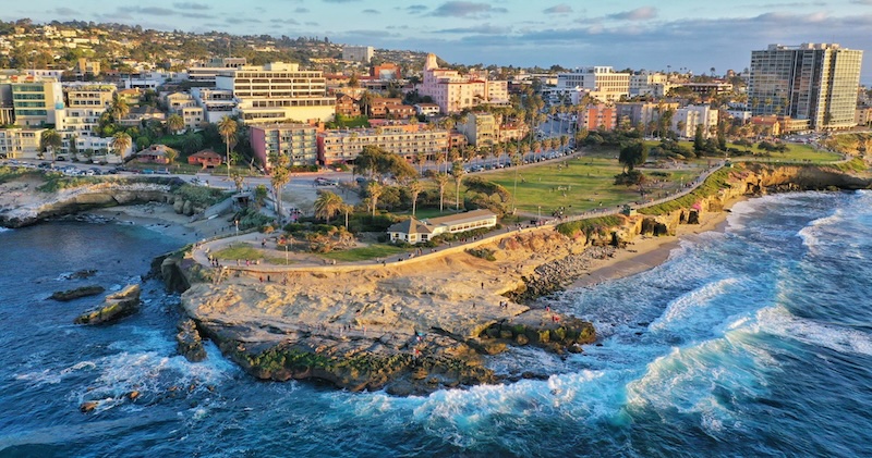 Beautiful La Jolla coastline and community
